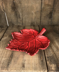 Cast Iron MapleLeaf 6x7"